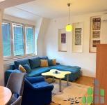 Se izdava namesten stan vo Skopje, Centar so povrshina od 55 m2.
 Ekstra: Klima, Centralno Parno.
 Cena: 400 EUR